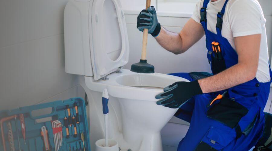 Expert burst pipe repair services in Burdick, KS